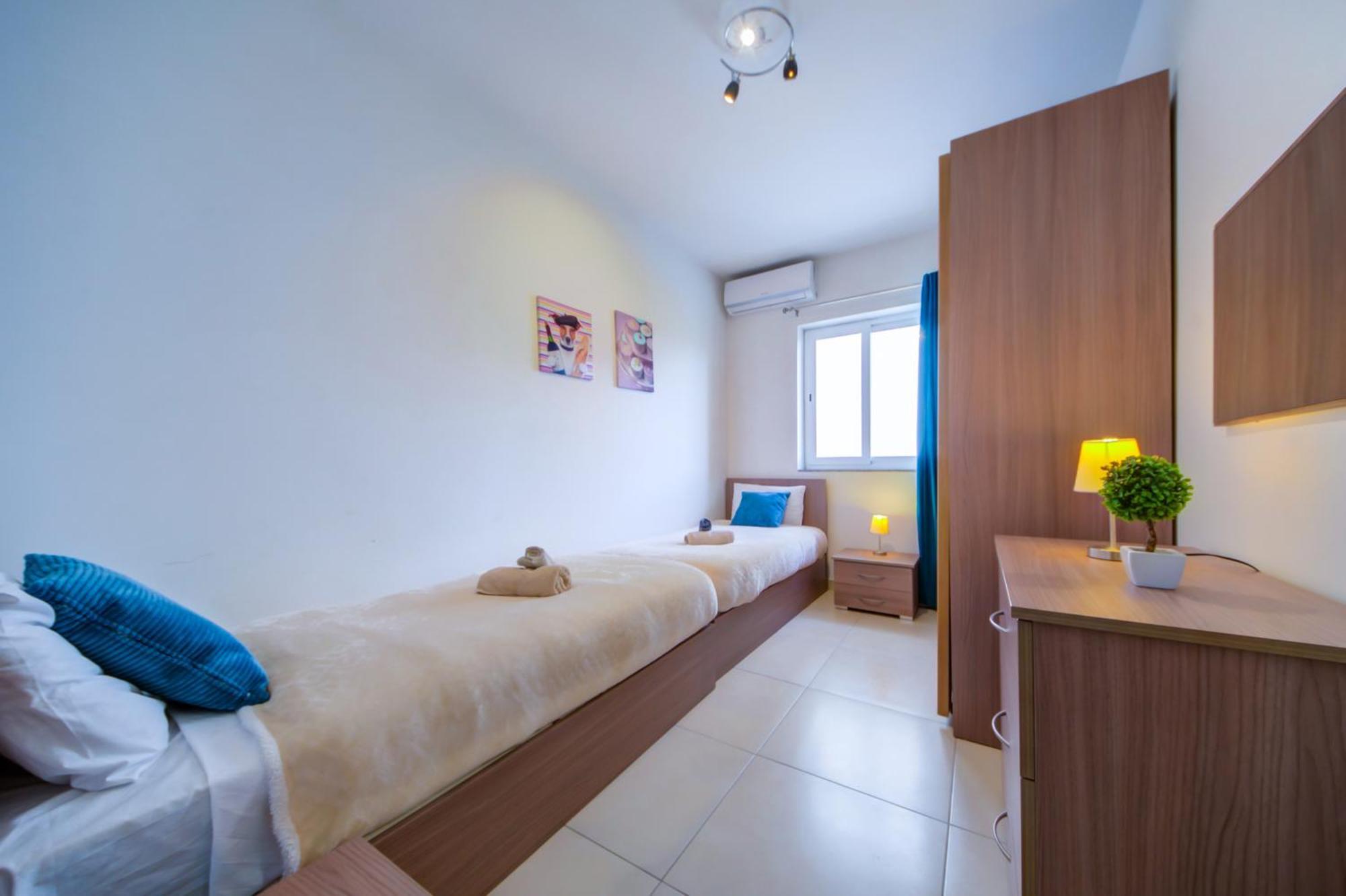 Prime Location, Modern Apartment In St Julian'S, Paceville, Apt 8 By Vaganza Saint Julian's Ngoại thất bức ảnh