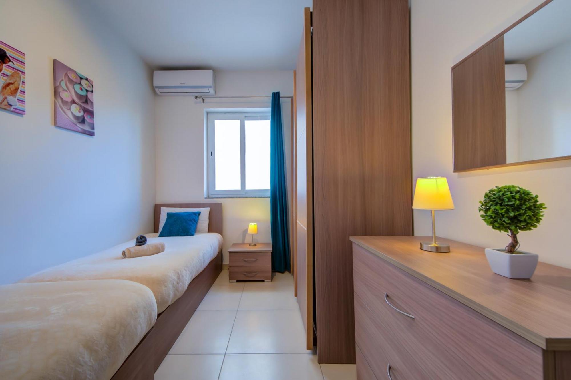 Prime Location, Modern Apartment In St Julian'S, Paceville, Apt 8 By Vaganza Saint Julian's Ngoại thất bức ảnh